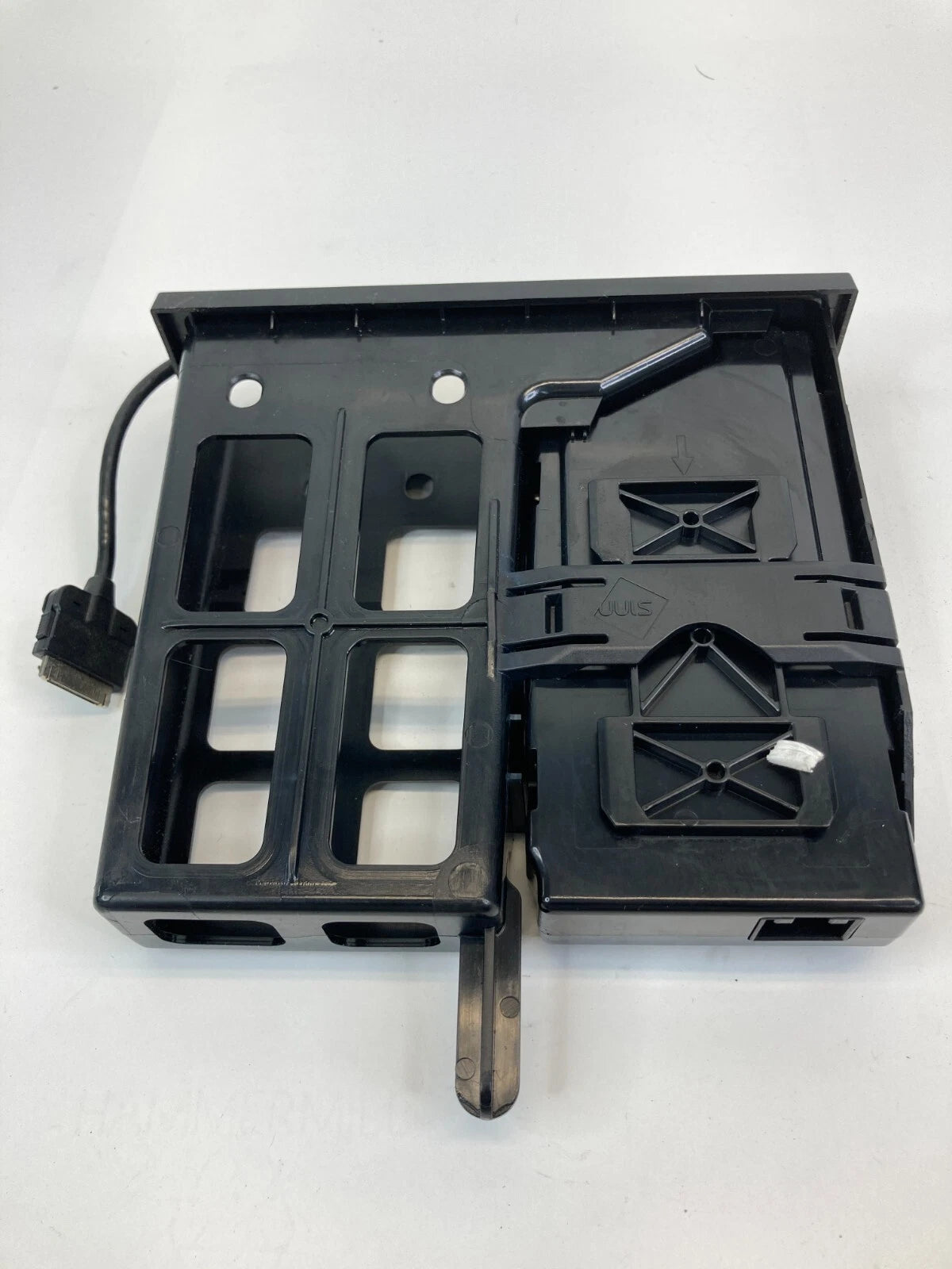 2009-2011 VOLKSWAGEN TIGUAN MULTIMEDIA INTERFACE MODULE SOCKET 5N0-035-344C OEM