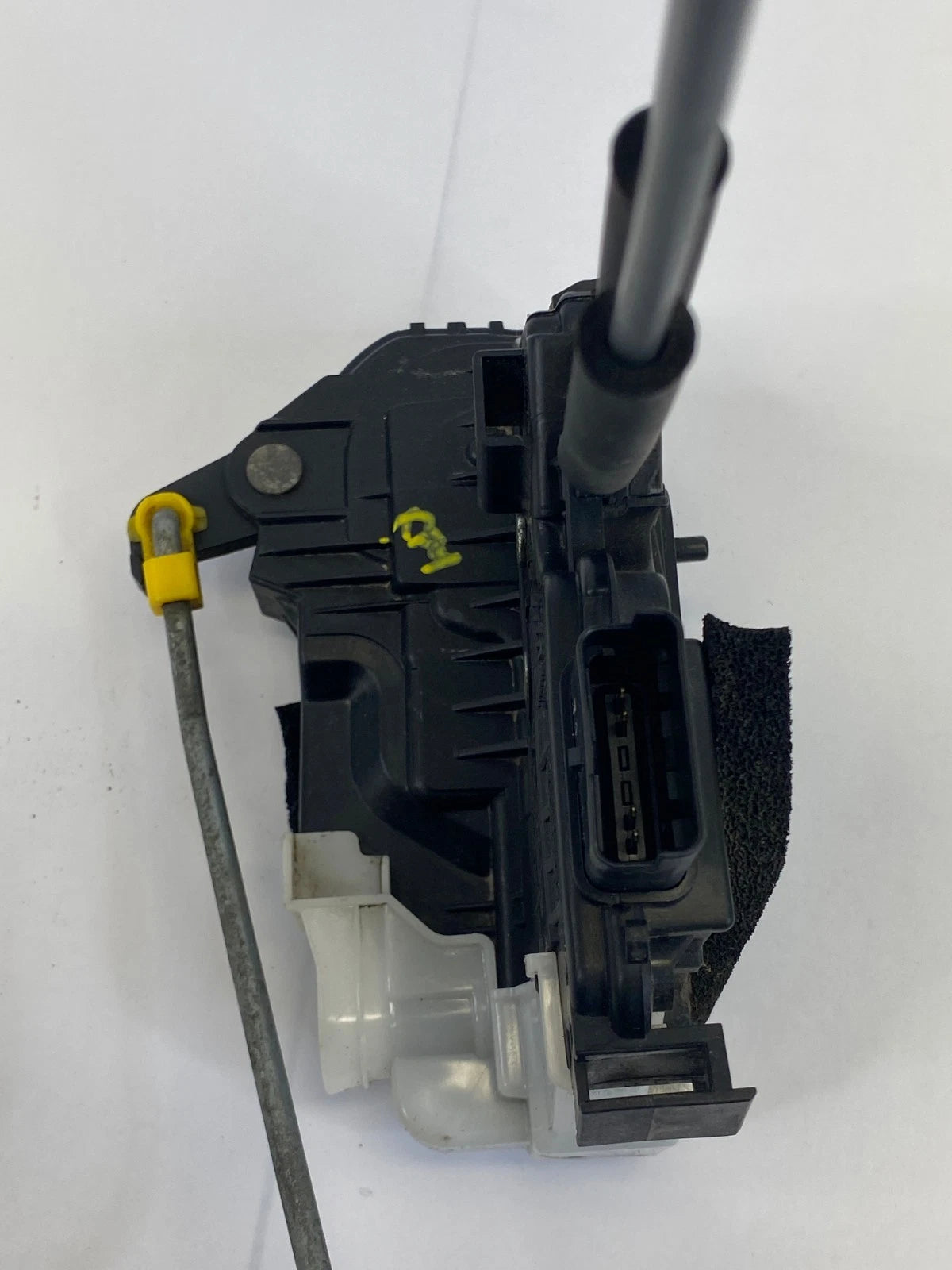 10-13 KIA FORTE REAR LEFT POWER DOOR LOCK LATCH ACTUATOR ASSEMBLY OEM 314101M020