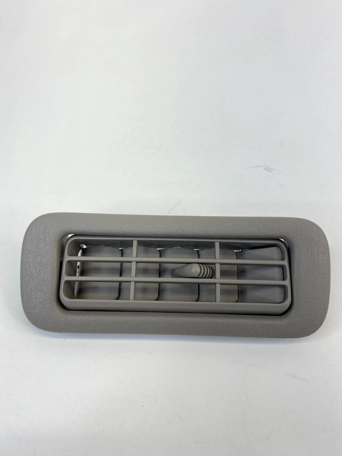 2001-2004 TOYOTA SEQUOIA THIRD ROW RIGHT SIDE OVERHEAD ROOF AC AIR VENT GRILLE