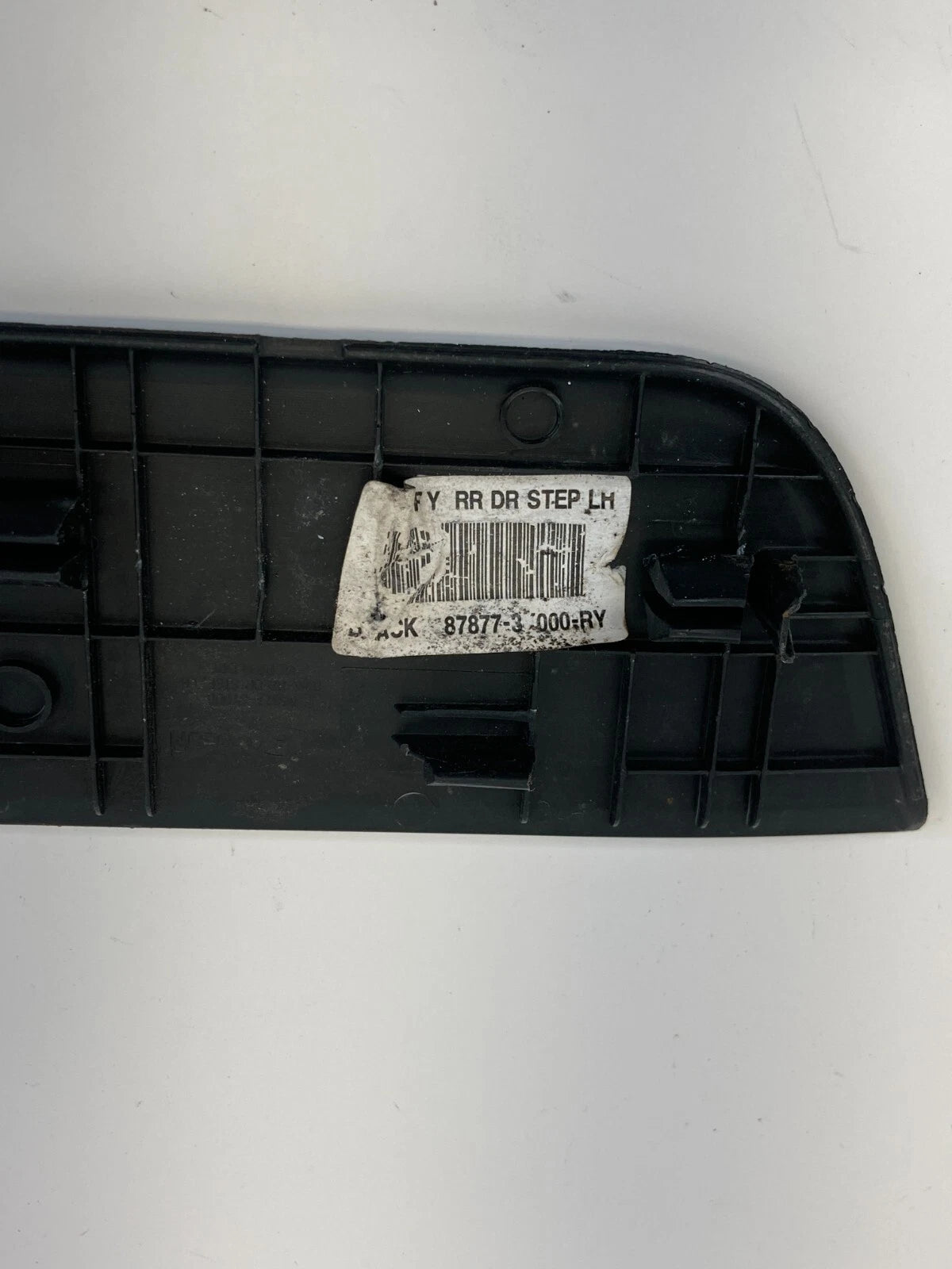 11-15 HYUNDAI ELANTRA REAR LEFT DOOR STEP SCUFF PLATE TRIM 87877-3Y000 US BUILD