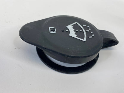 12-15 CHEVROLET CAPTIVA SPORT WINDSHIELD WIPER WASHER FLUID RESERVOIR CAP OEM