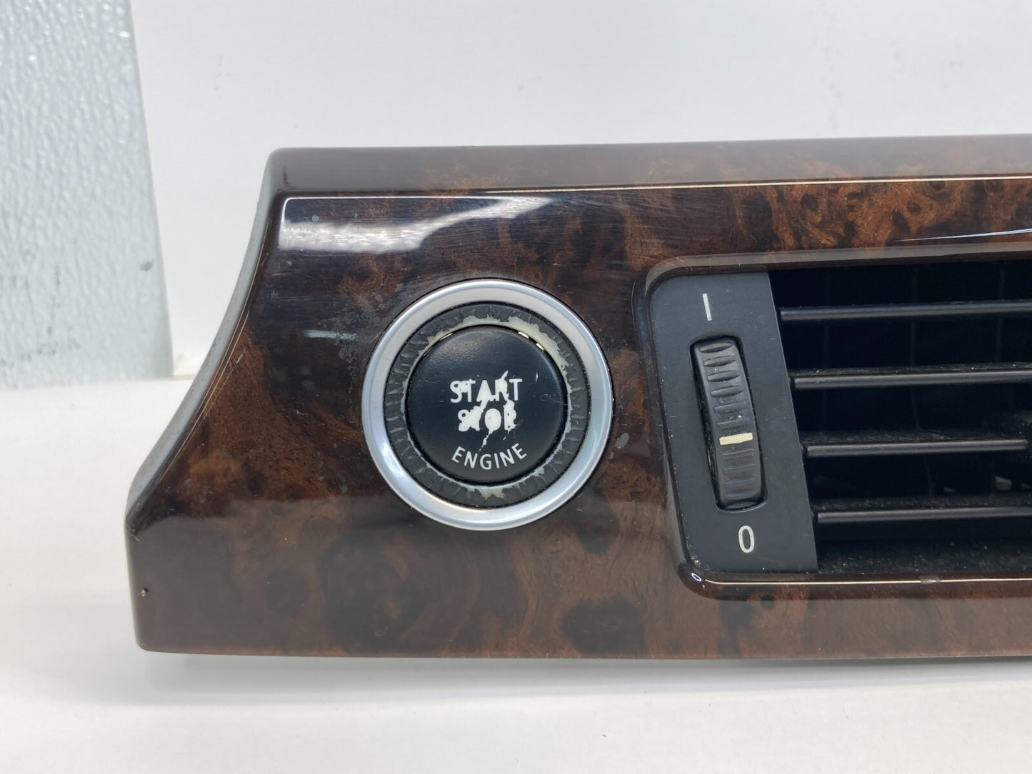 2009-2012 BMW 328i xDrive Dash Trim Molding Bezel w/ Air Vent 52850610