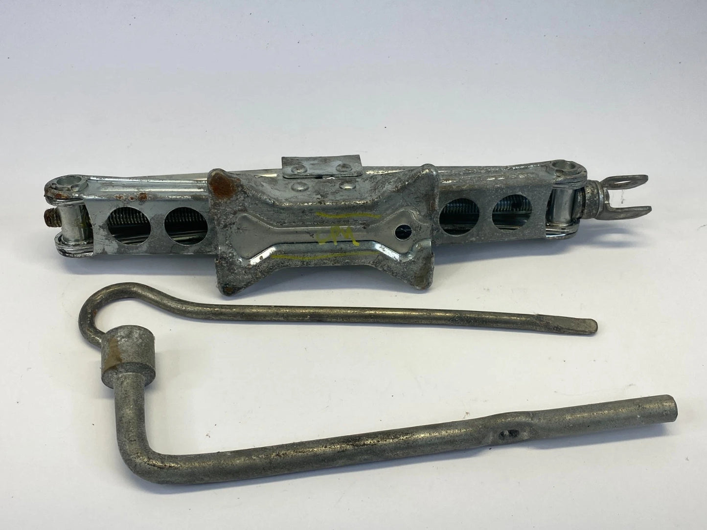2009-2013 HONDA FIT SPARE TIRE SCISSOR JACK LUG WRENCH EMERGENCY TOOL KIT OEM