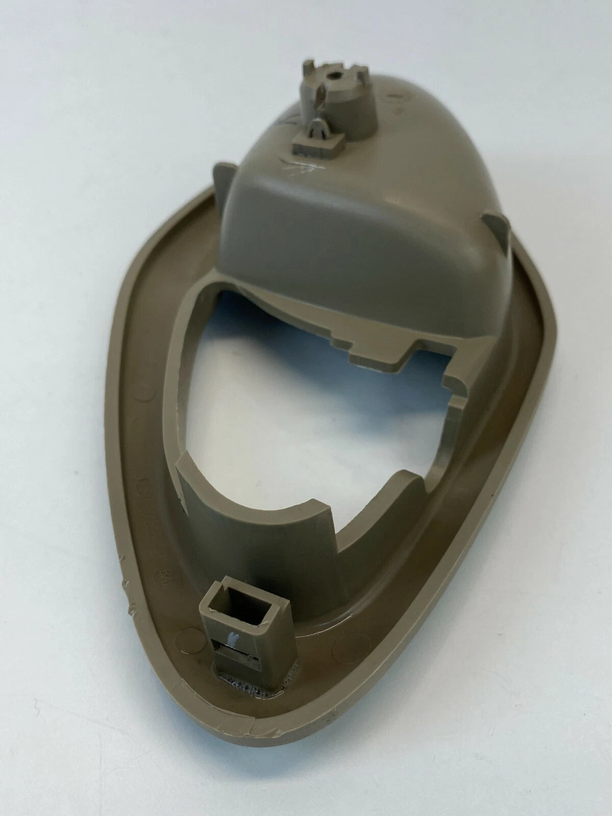 2005 2006 2007 MERCURY MARINER REAR RIGHT SIDE INTERIOR DOOR HANDLE COVER BEZEL