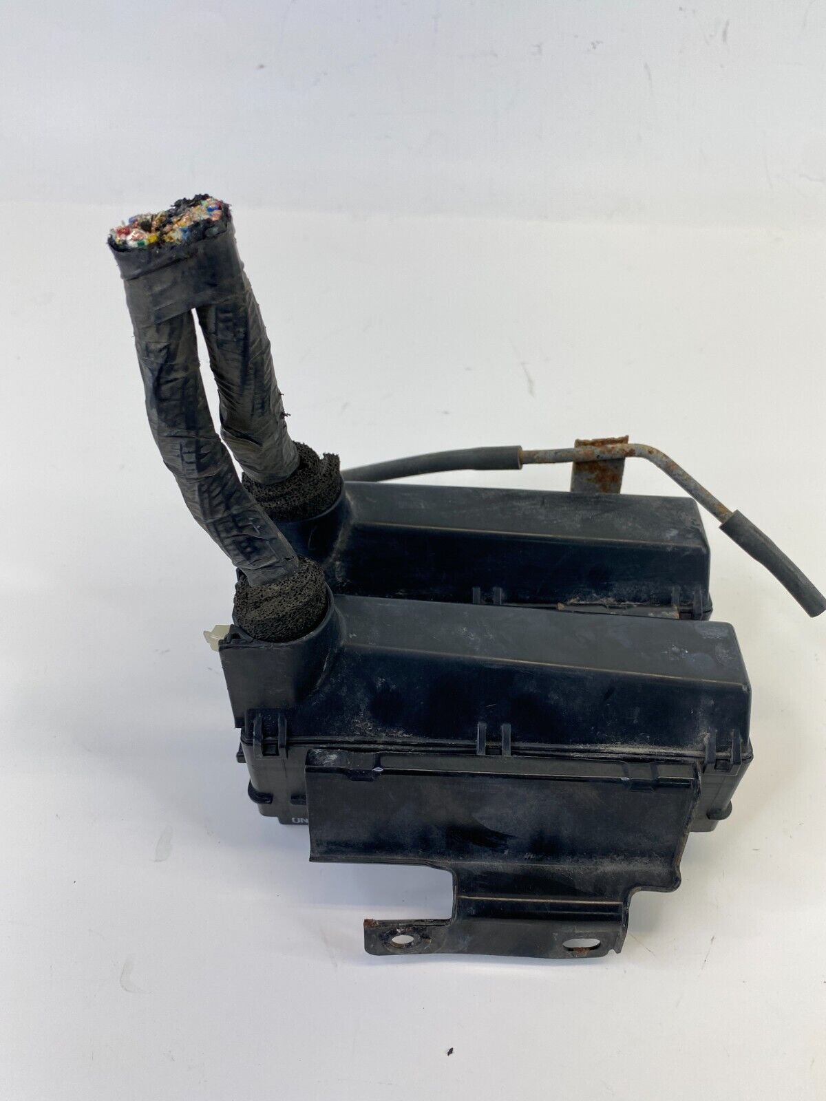 2000 2001 2002 2003 2004 Acura RL 3.5L AT Fuse Relay Box Unit 056700-8160 OEM