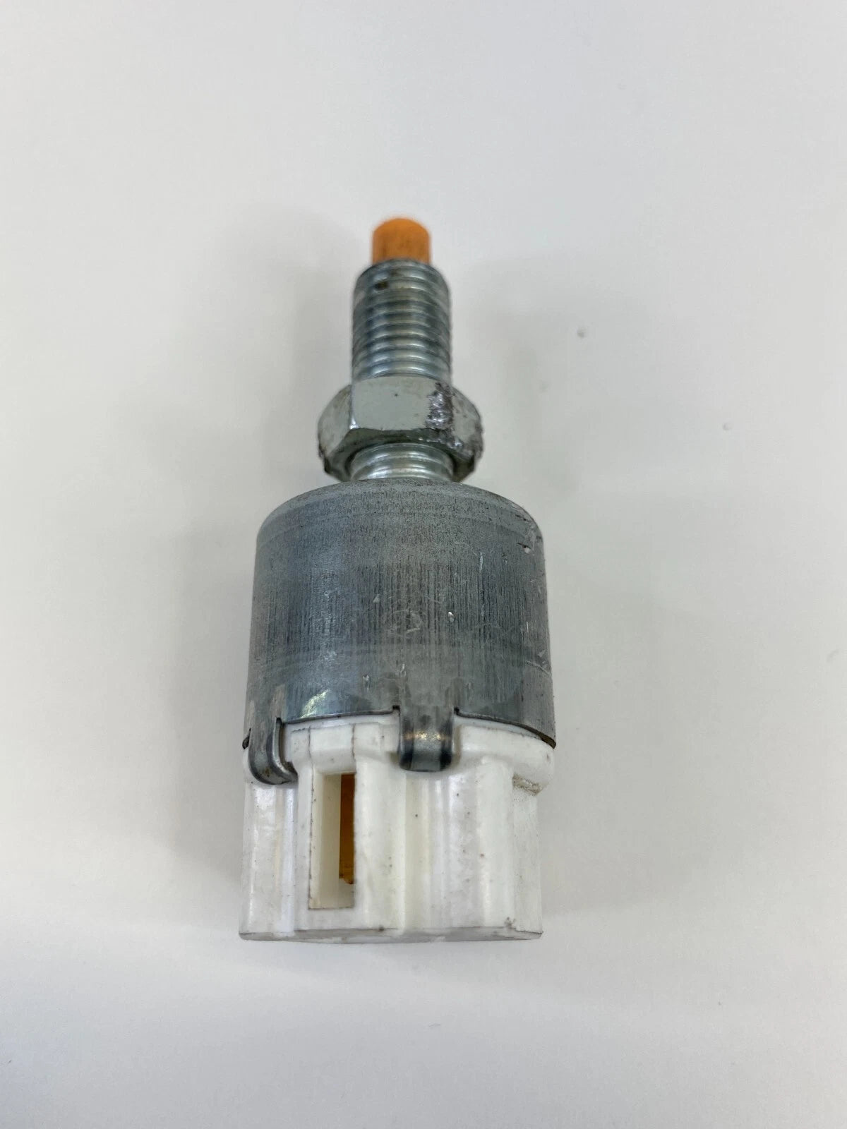 04-08 TOYOTA PRIUS 05-09 HIGHLANDER 3.3L 24V BRAKE LIGHT STOP LAMP SENSOR SWITCH