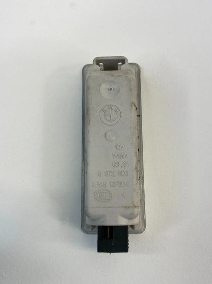 2006-2016 BMW 550I SEDAN INTERIOR REAR RIGHT DOOR COURTESY LIGHT LAMP 6972605
