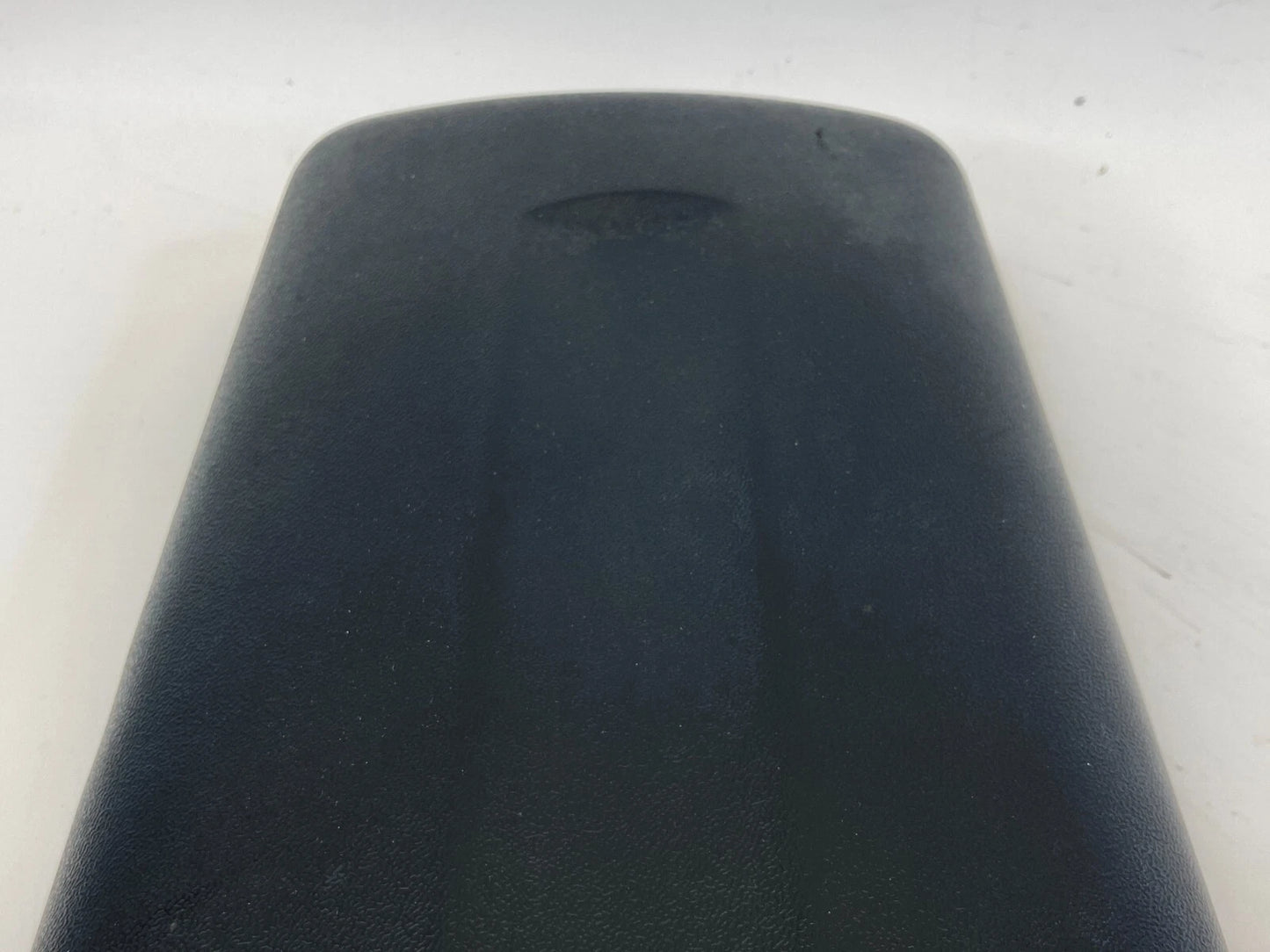 04-12 MITSUBISHI GALANT CENTER CONSOLE ARMREST ARM REST LID COVER MR590268 OEM