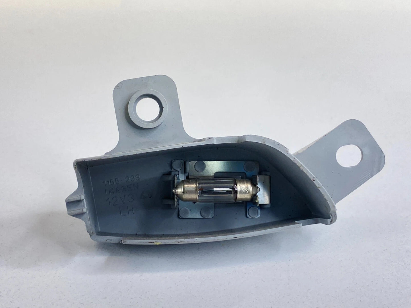 2005-2009 SUBARU LEGACY FRONT LEFT DRIVER DOOR COURTESY LIGHT LAMP 94256AG010