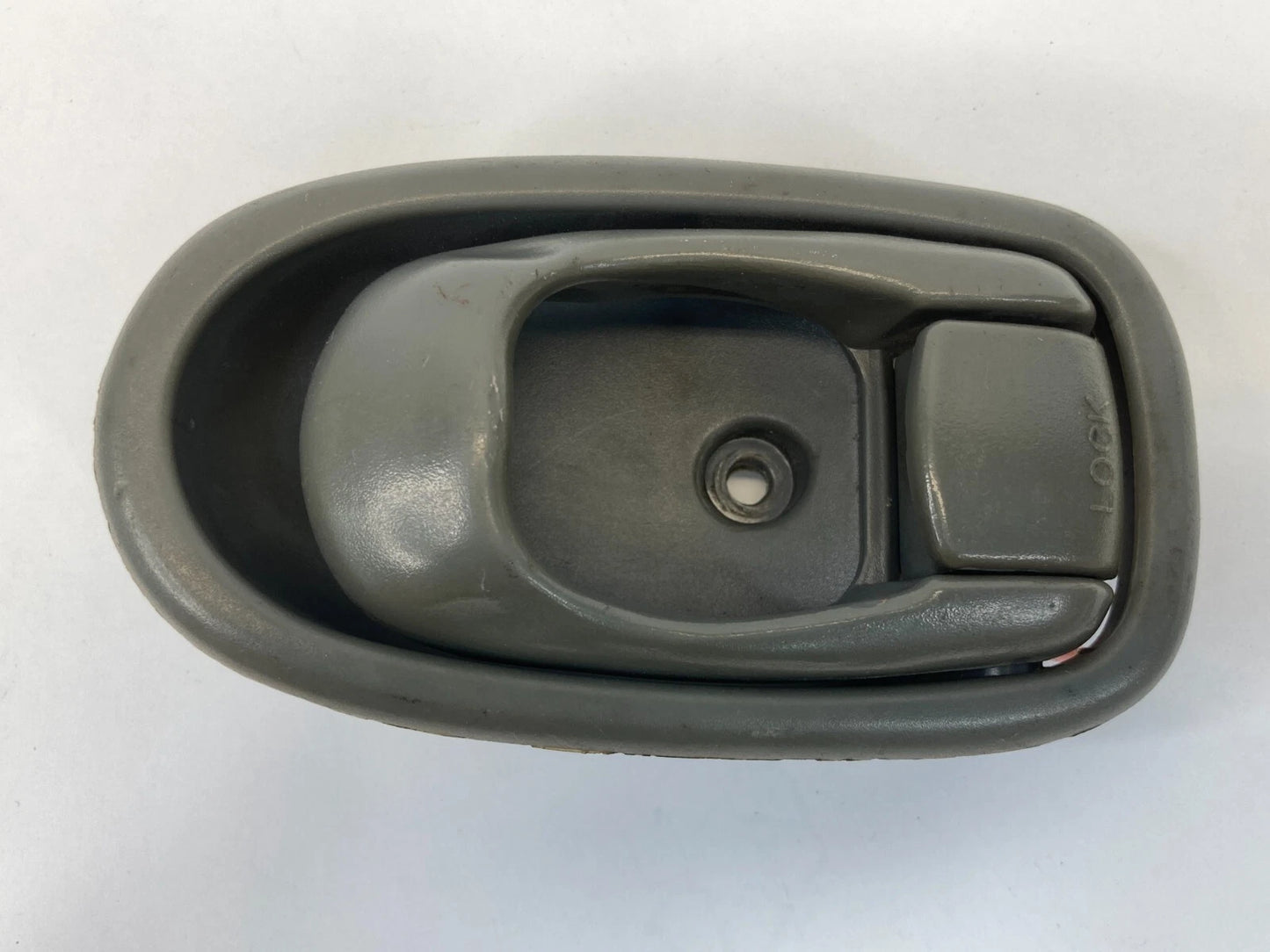 1996-2000 HYUNDAI ELANTRA SEDAN FRONT LEFT DOOR INTERIOR HANDLE ASSEMBLY OEM