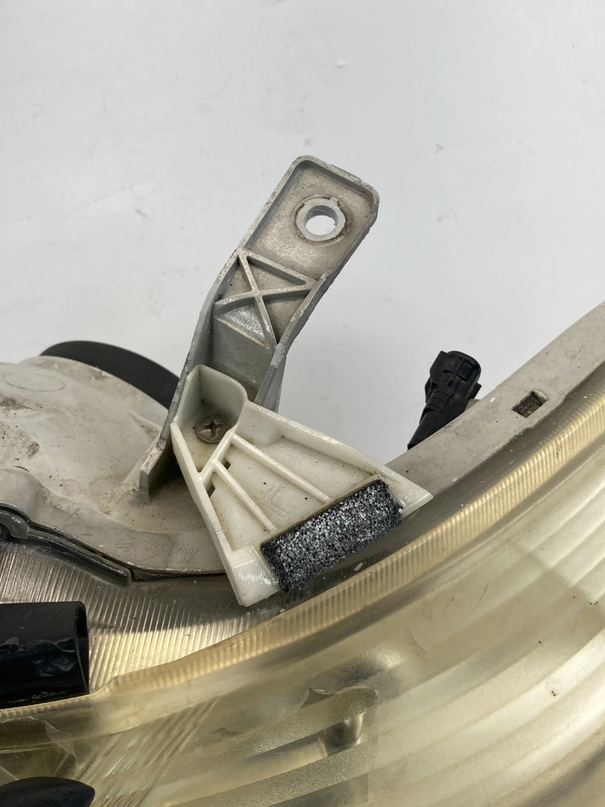 2008-2010 TOYOTA HIGHLANDER FRONT LEFT DRIVER SIDE HEADLIGHT HEADLAMP OEM