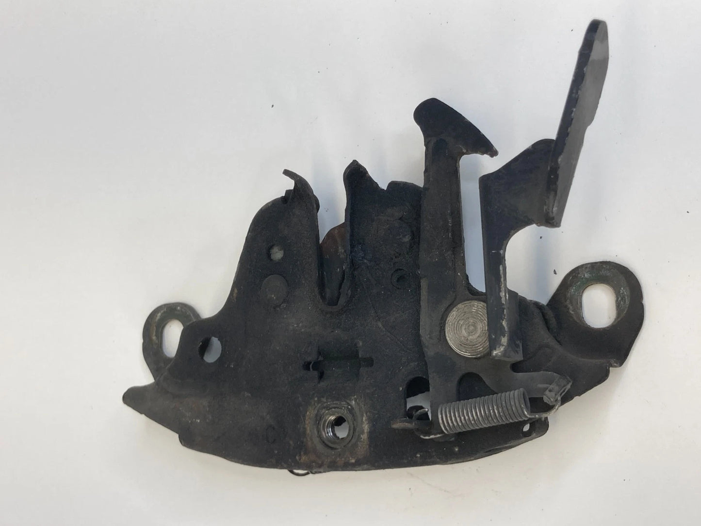 2002-2006 NISSAN ALTIMA FRONT HOOD LATCH LOCK BUCKLE RELEASE MECHANISM OEM