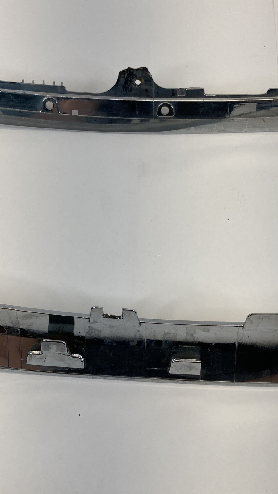 2006-2008 Lexus IS250 Front Center Grill Trim Chome Frame Assy 52711-53010 OEM