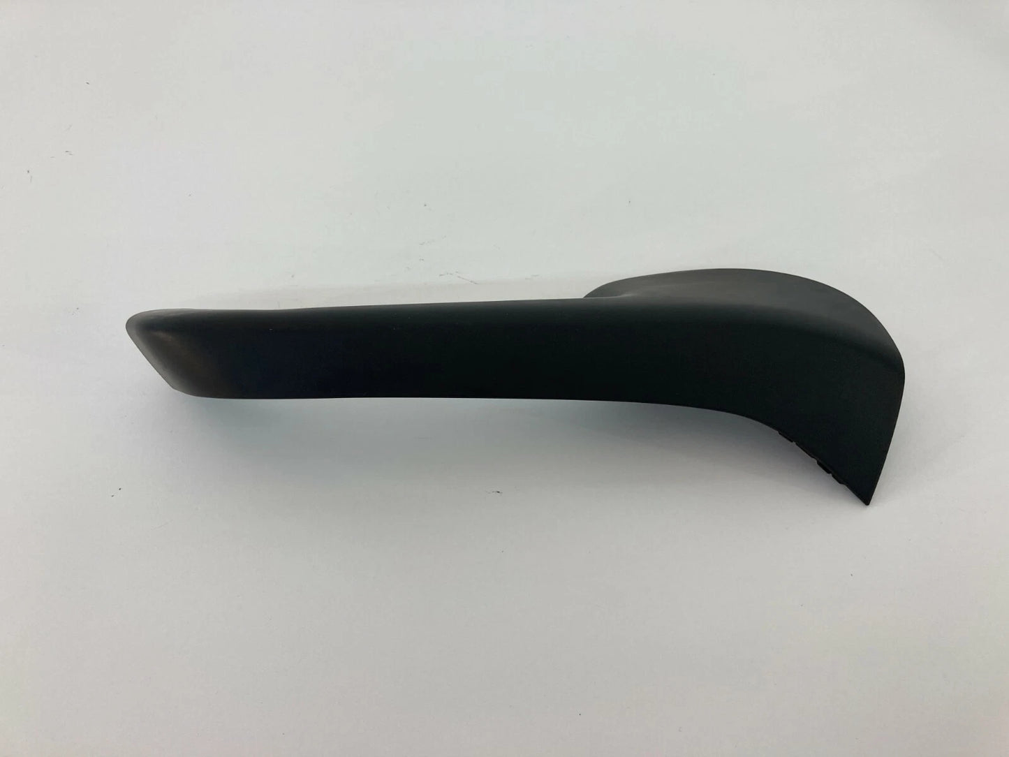 2010-2014 VW VOLKSWAGEN JETTA REAR LEFT SIDE DOOR PULL HANDLE TRIM RR LH OEM