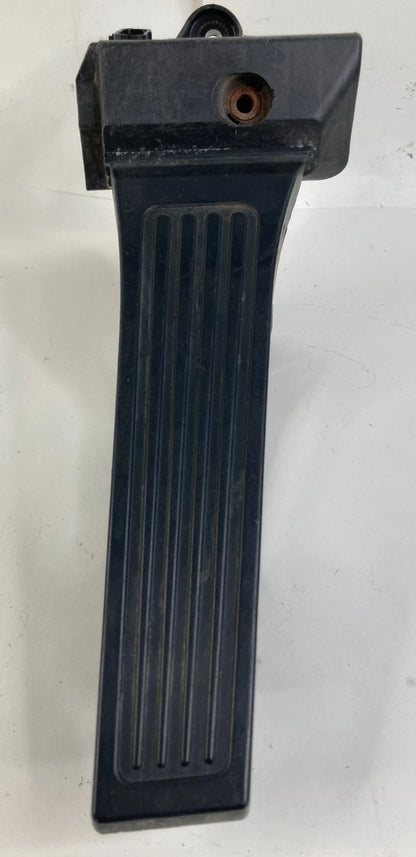 2011-2015 HYUNDAI SONATA ACCELERATOR PEDAL GAS UNIT SENSOR ASSY 32700-3Q100 OEM