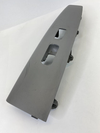 2007-2009 Hyundai Santa Fe Front Right Side Door Window Switch Cover Bezel Trim