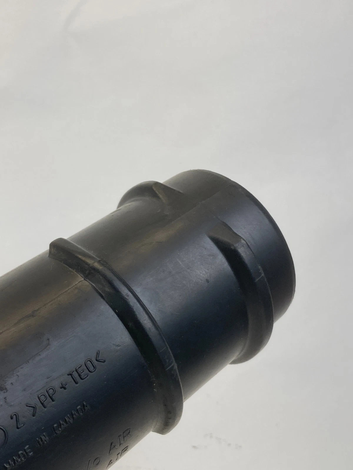 2002-2005 CHEVROLET TRAILBLAZER EXT 4.2L L6 AIR CLEANER OUTLET DUCT 15181115 OEM