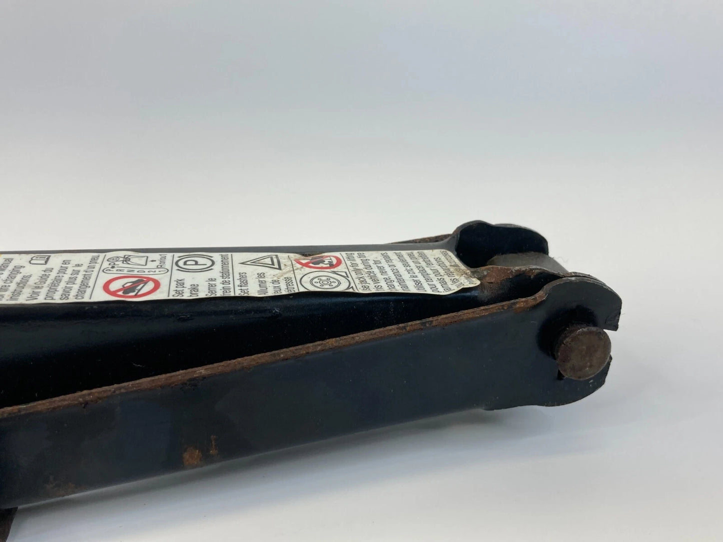 2005 BUICK CENTURY 2005-2007 LACROSSE SPARE TIRE JACK LIFT TOOL KIT WRENCH OEM