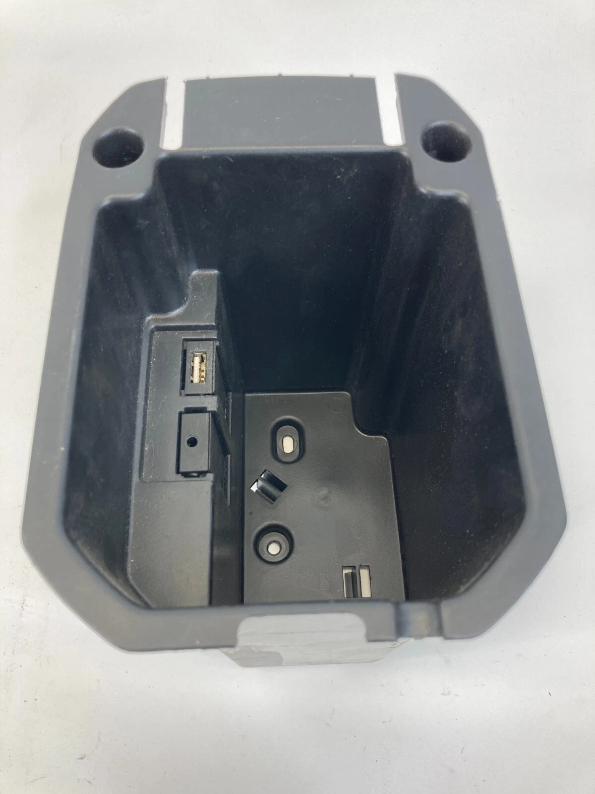 2011-2016 CHEVROLET CRUZE CENTER CONSOLE STORAGE COMPARTMENT W/ AUX USB