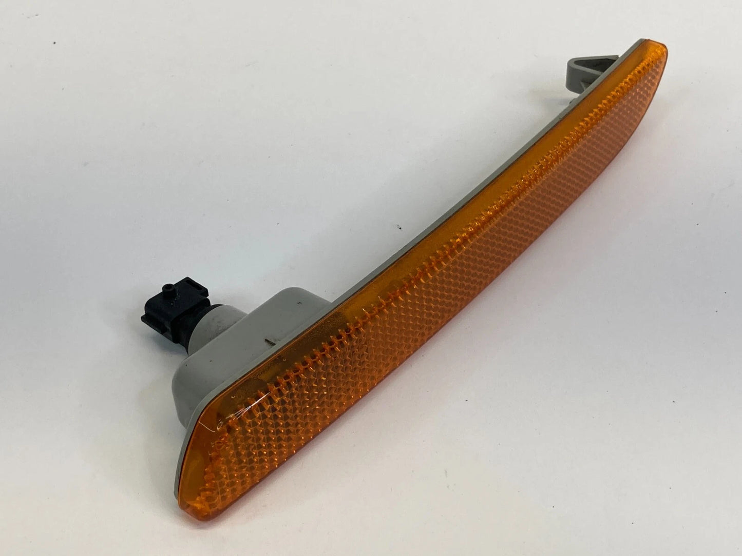 2003-2007 SAAB 9-3 FRONT LEFT DRIVER BUMPER SIDE MARKER LIGHT LAMP OEM 12785954