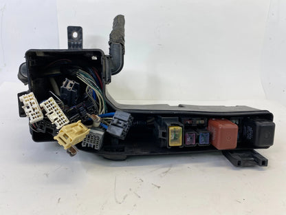 2002 2003 2004 TOYOTA AVALON ENGINE COMPARTMENT FUSE BOX RELAY JUNCTION BLOCK