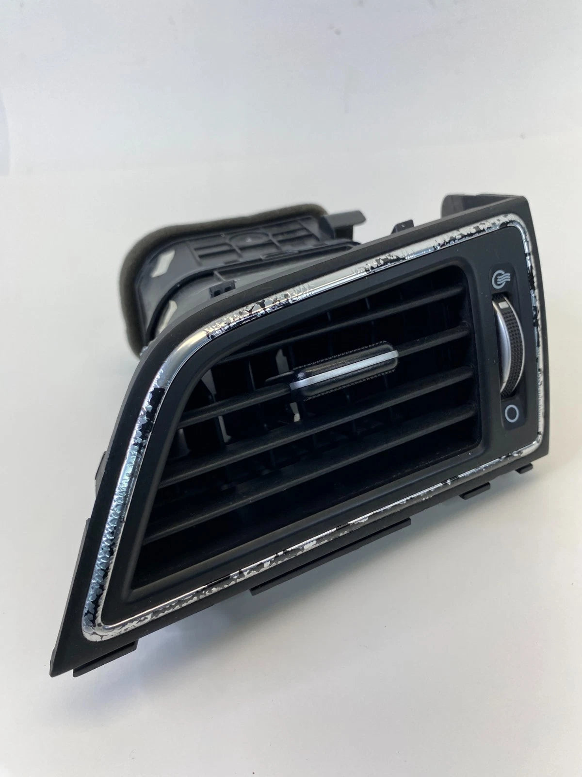 2017 2018 HYUNDAI ELANTRA OUTER DASH RIGHT PASSENGER A/C AIR VENT USA BUILT OEM