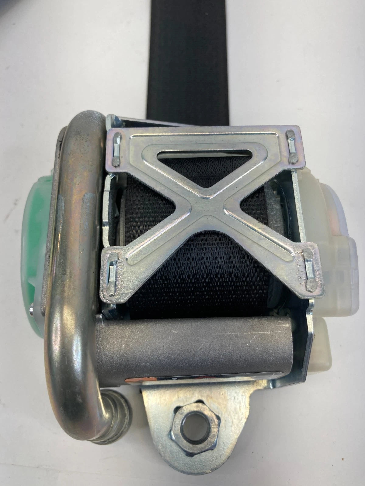 2018 2019 2020 Chevrolet Chevy Trax Front Right Passenger Seat Belt Retractor