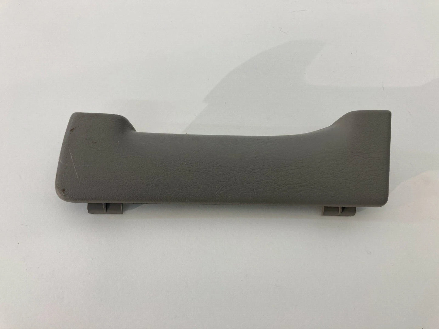 01-06 TOYOTA SEQUOIA LEFT DRIVER SIDE PILLAR HANDLE COVER TRIM PANEL 74638-0C010