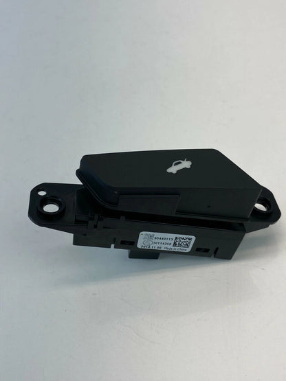 2015 2016 CHEVY CRUZE SEDAN REAR TRUNK RELEASE BUTTON OPENER SWITCH 95440113 OEM