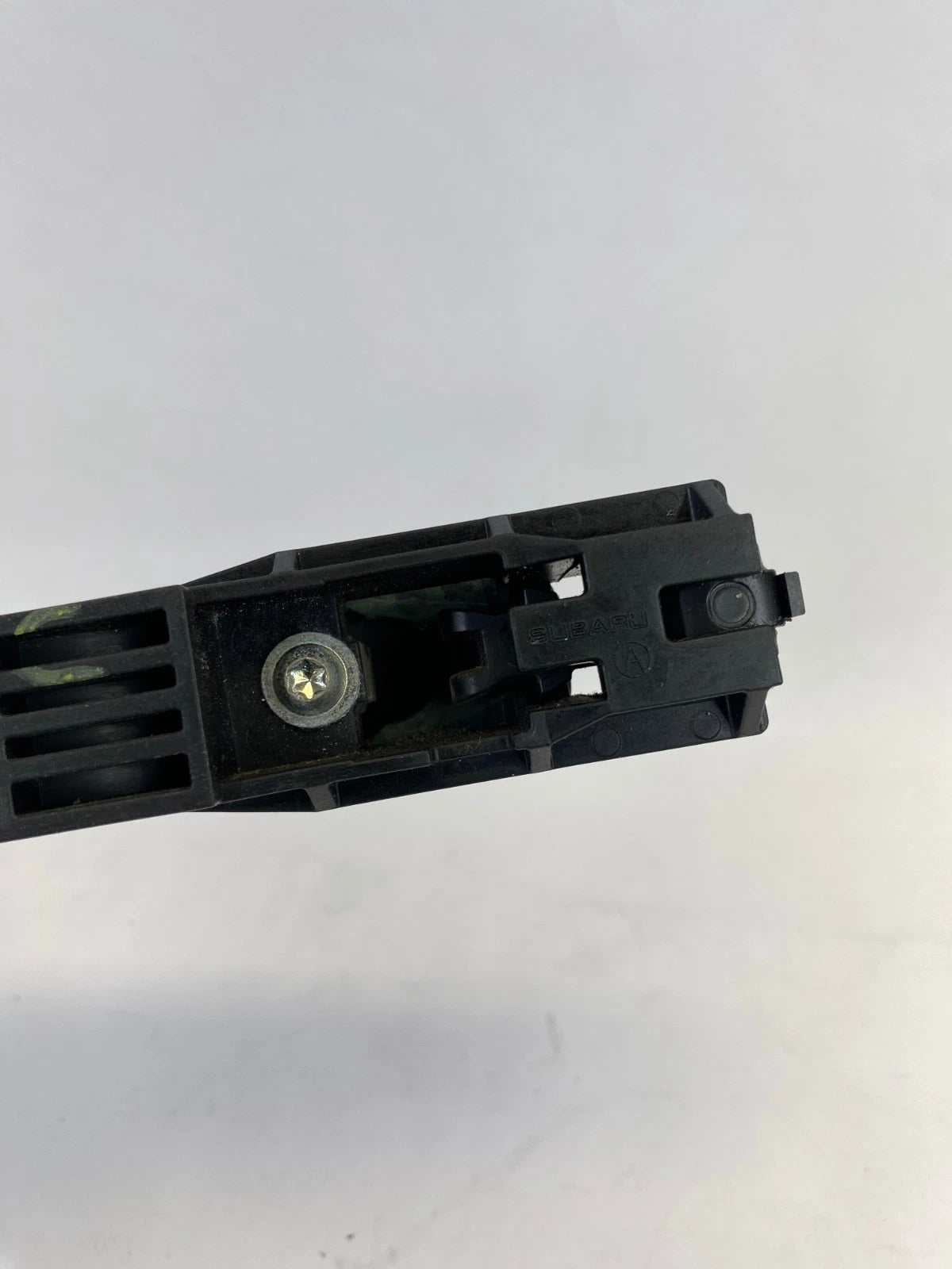 2010-2014 SUBARU OUTBACK FRONT LEFT DRIVER SIDE OUTSIDE EXTERIOR DOOR HANDLE OEM