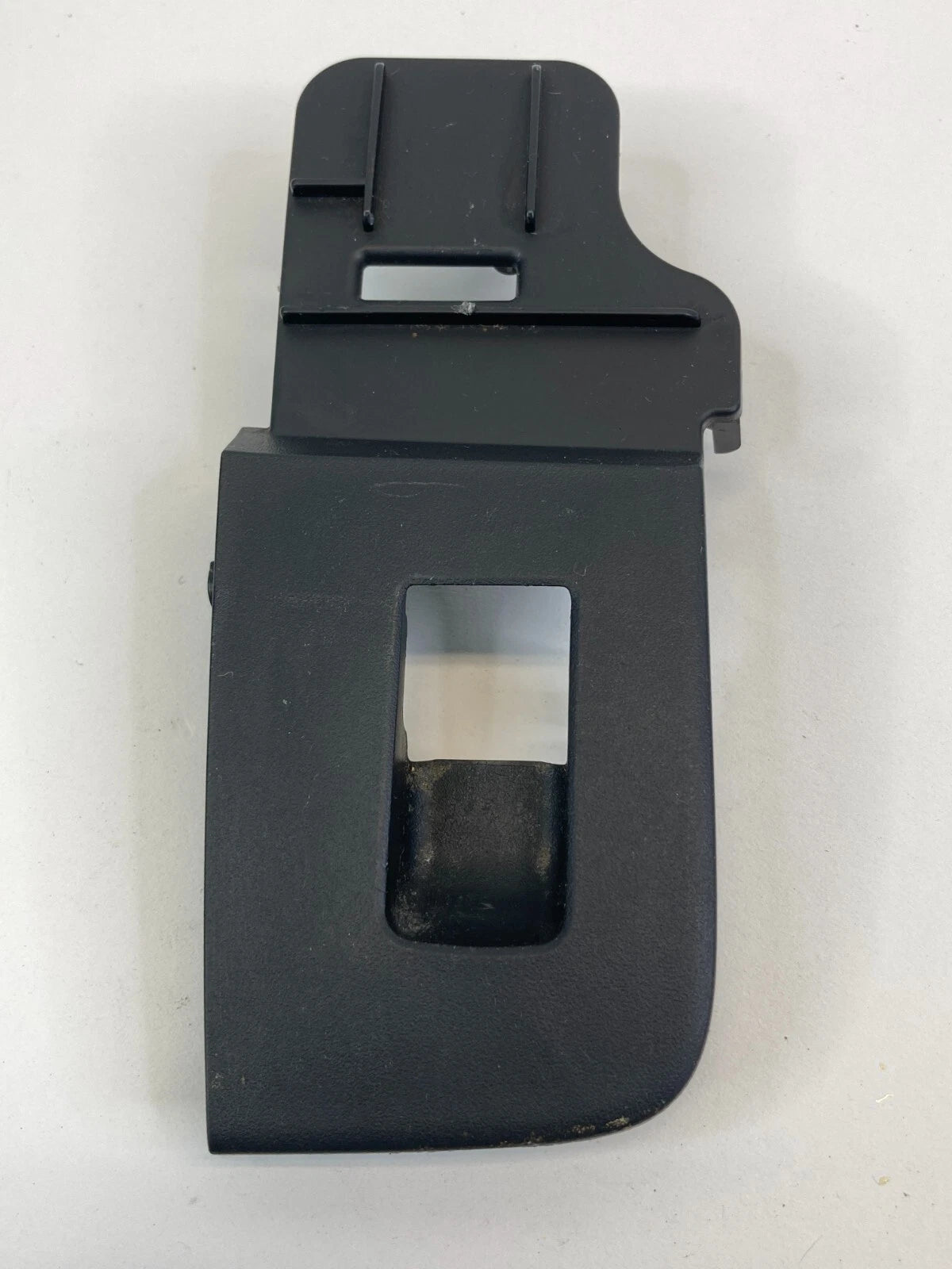 2004-2008 ACURA TL SDN REAR RIGHT WINDOW SWITCH COVER BEZEL TRIM 83700-SEPA-A010