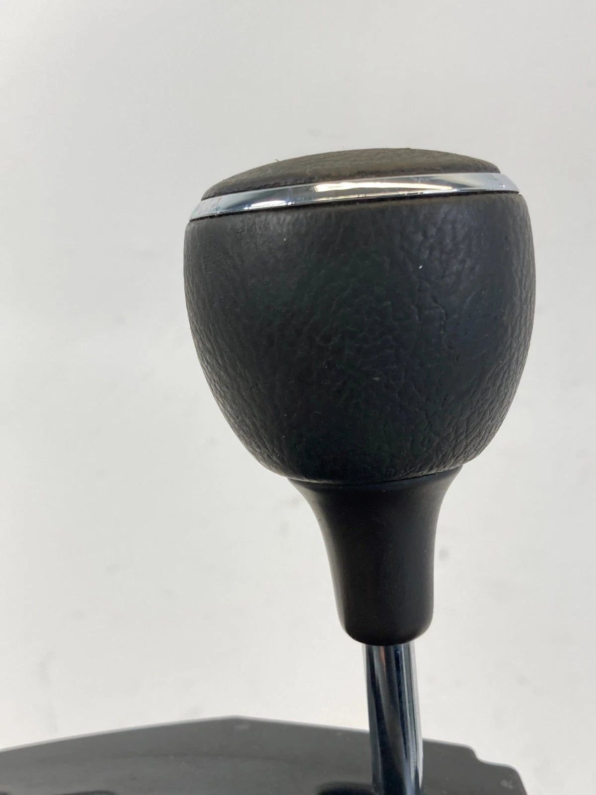 2011-2016 CHRYSLER TOWN & COUNTRY 3.6L AT GEAR SELECTOR SHIFT SHIFTER LEVER OEM