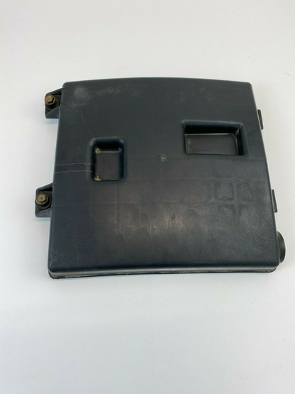 2005 2006 2007 Saturn Relay 3.5L Engine Computer ECM ECU PCM Cover Trim Bezel