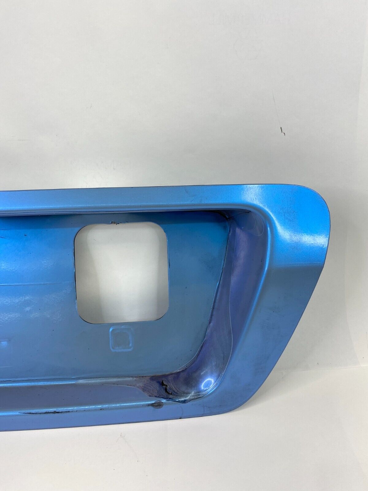 06 07 Honda Accord Coupe Rear Trunk License Plate Holder Molding Bezel 74890-SDN