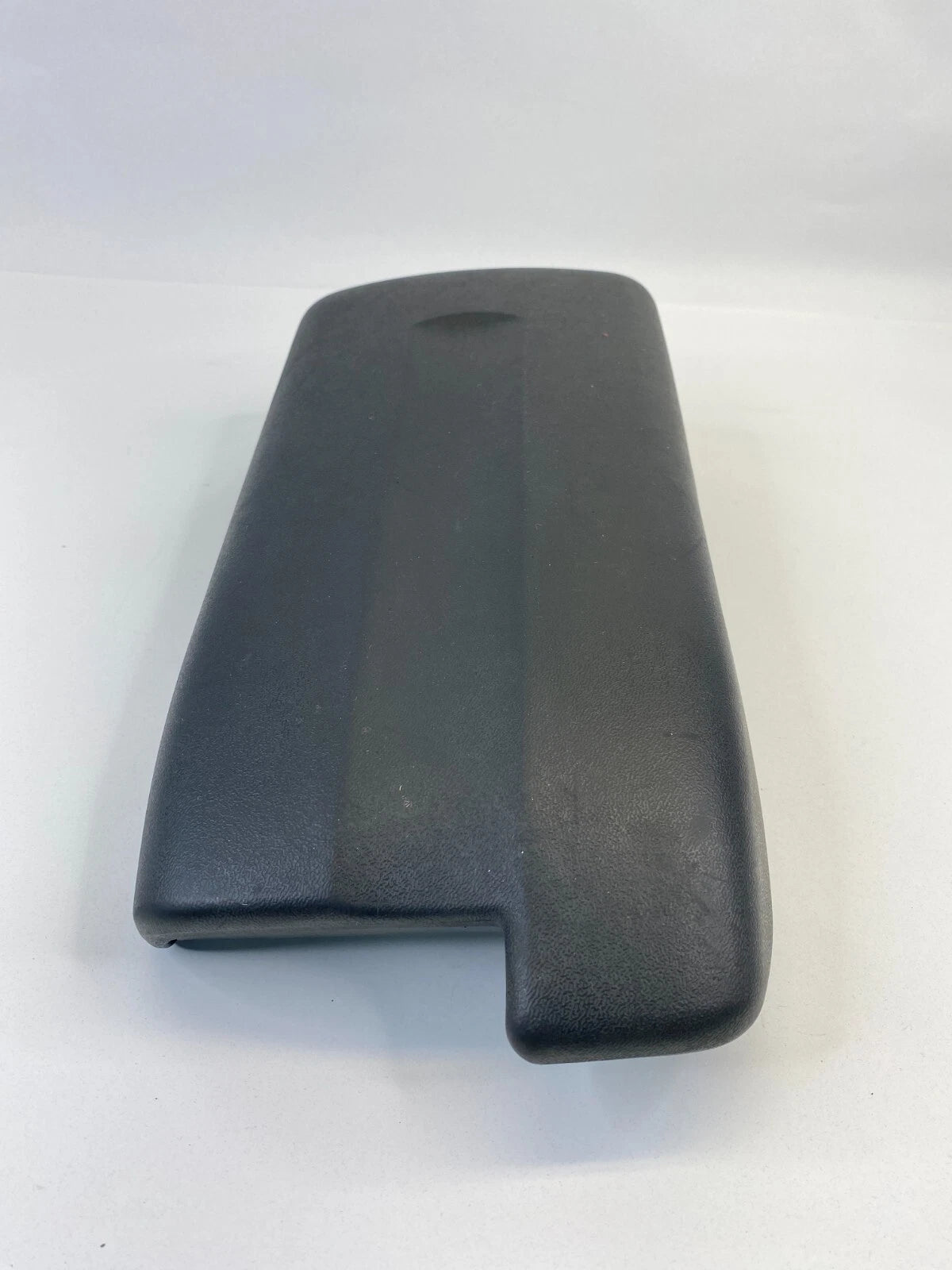 2004-2012 MITSUBISHI GALANT SEDAN CENTER CONSOLE ARMREST ARM REST LID COVER OEM