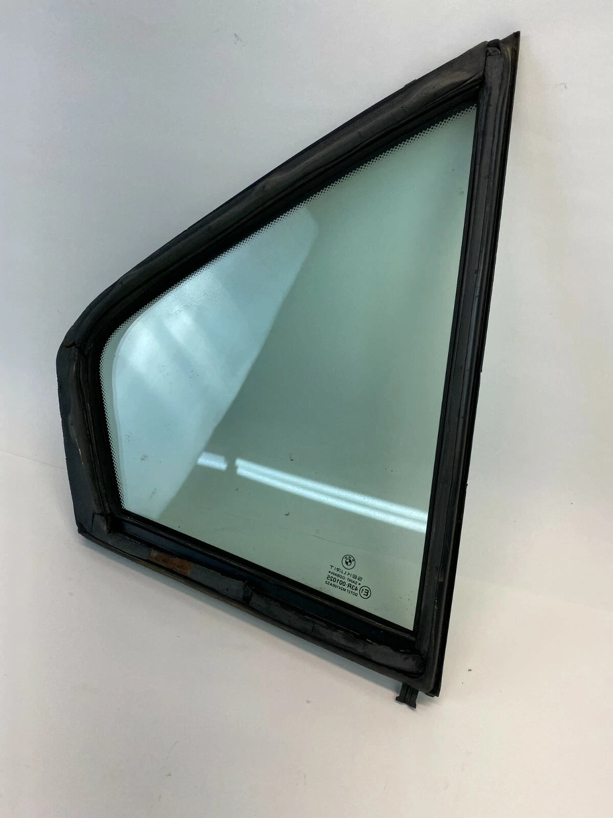 1995-2001 BMW E38 740I 740IL REAR LEFT DRIVER DOOR QUARTER WINDOW GLASS OEM