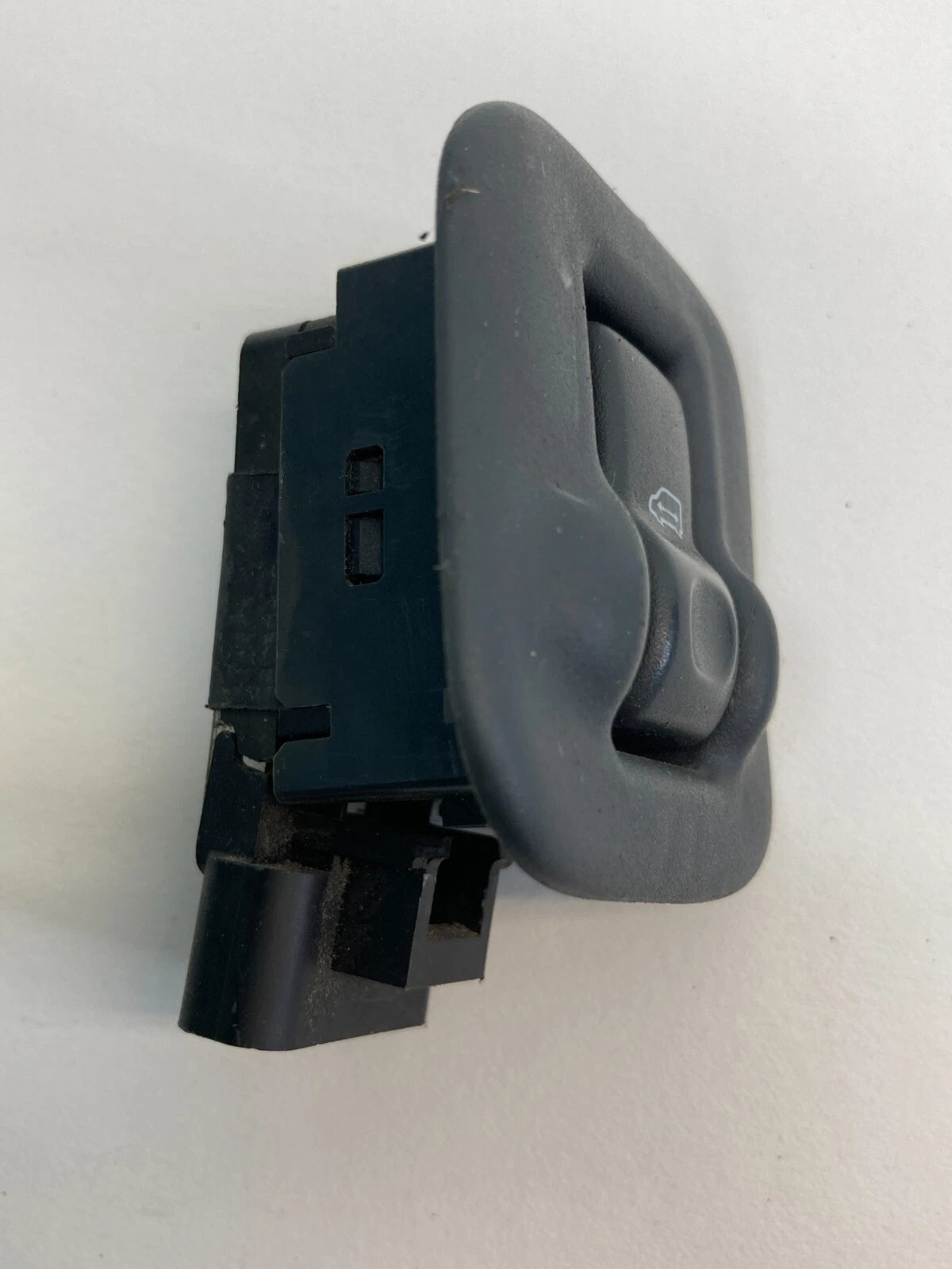 2005-2007 BUICK TERRAZA POWER SLIDING DOOR LOCK CONTROL SWITCH 10414732 OEM