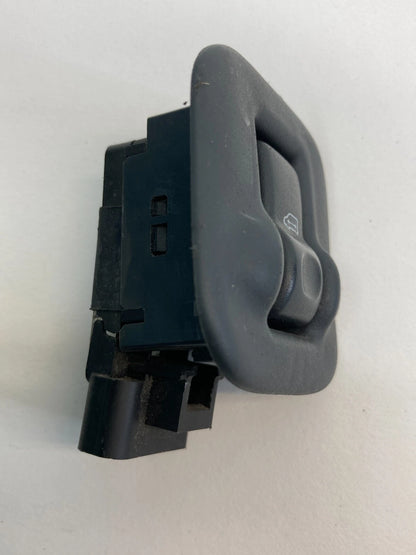2005-2007 BUICK TERRAZA POWER SLIDING DOOR LOCK CONTROL SWITCH 10414732 OEM