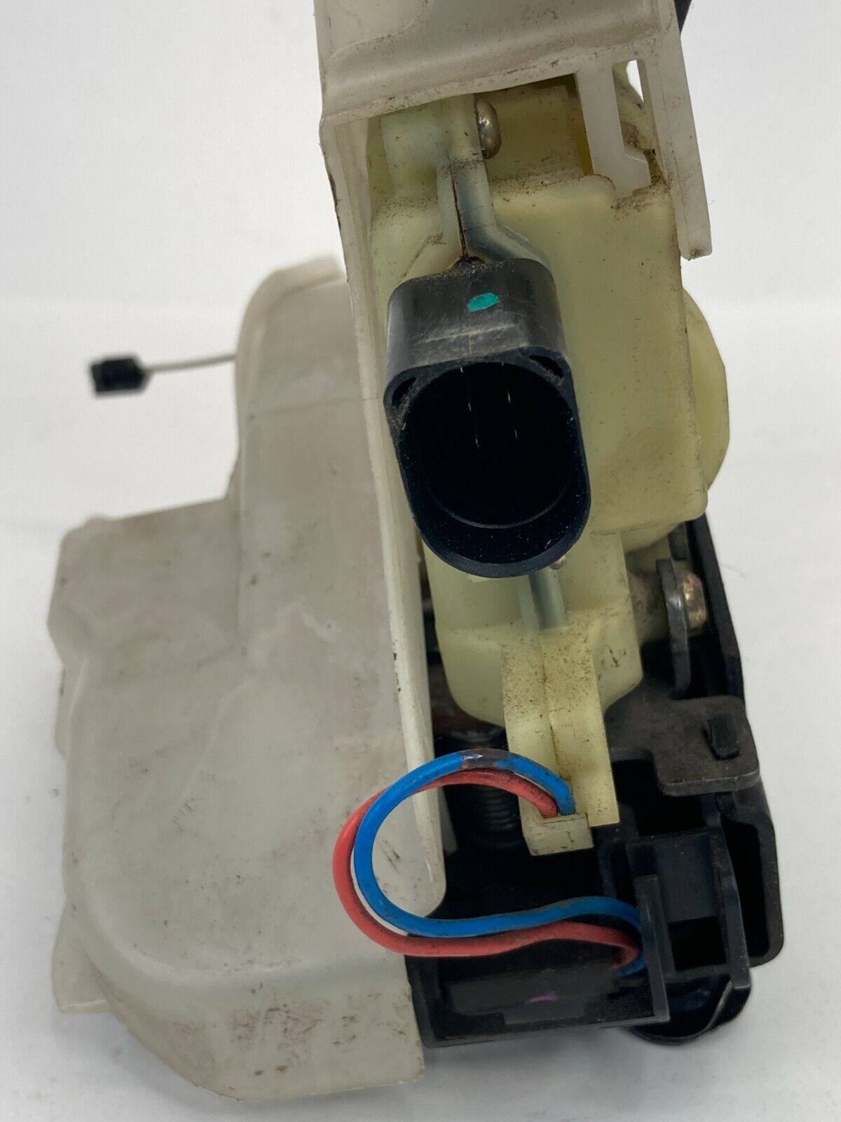 2005-2014 Volkswagen Jetta 07-09 GTI Rear Right Door Lock Latch Release Actuator