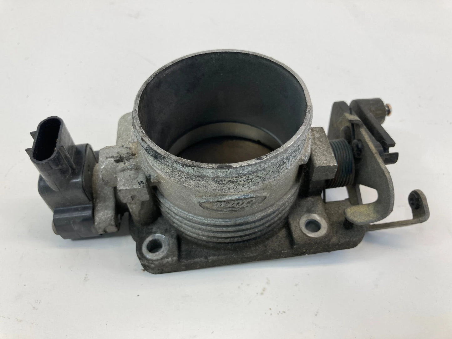 1998-2004 LINCOLN TOWN CAR THROTTLE BODY VALVE ASSEMBLY F4SF-9B989 OEM