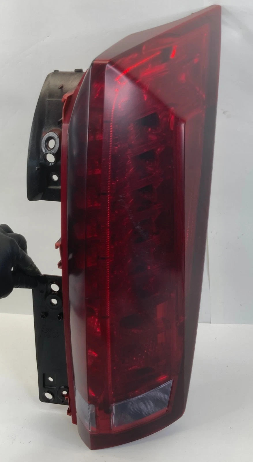 2010-2016 CADILLAC SRX REAR RH PASSENGER TAIL LIGHT BRAKE LAMP LED 20882925 OEM