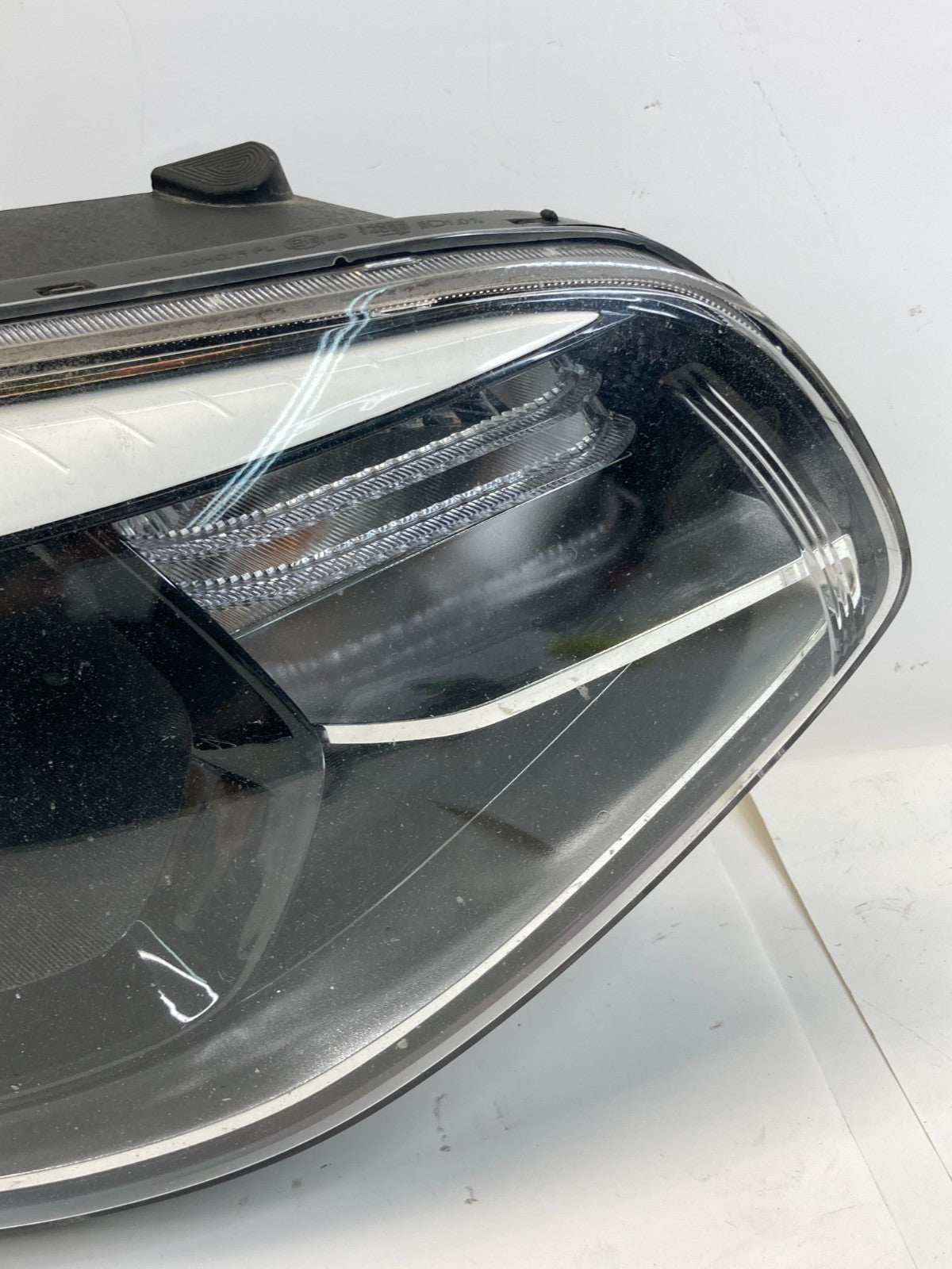 2014-2016 Kia Soul Front Right Side Headlight Headlamp Head Lamp Halogen OEM