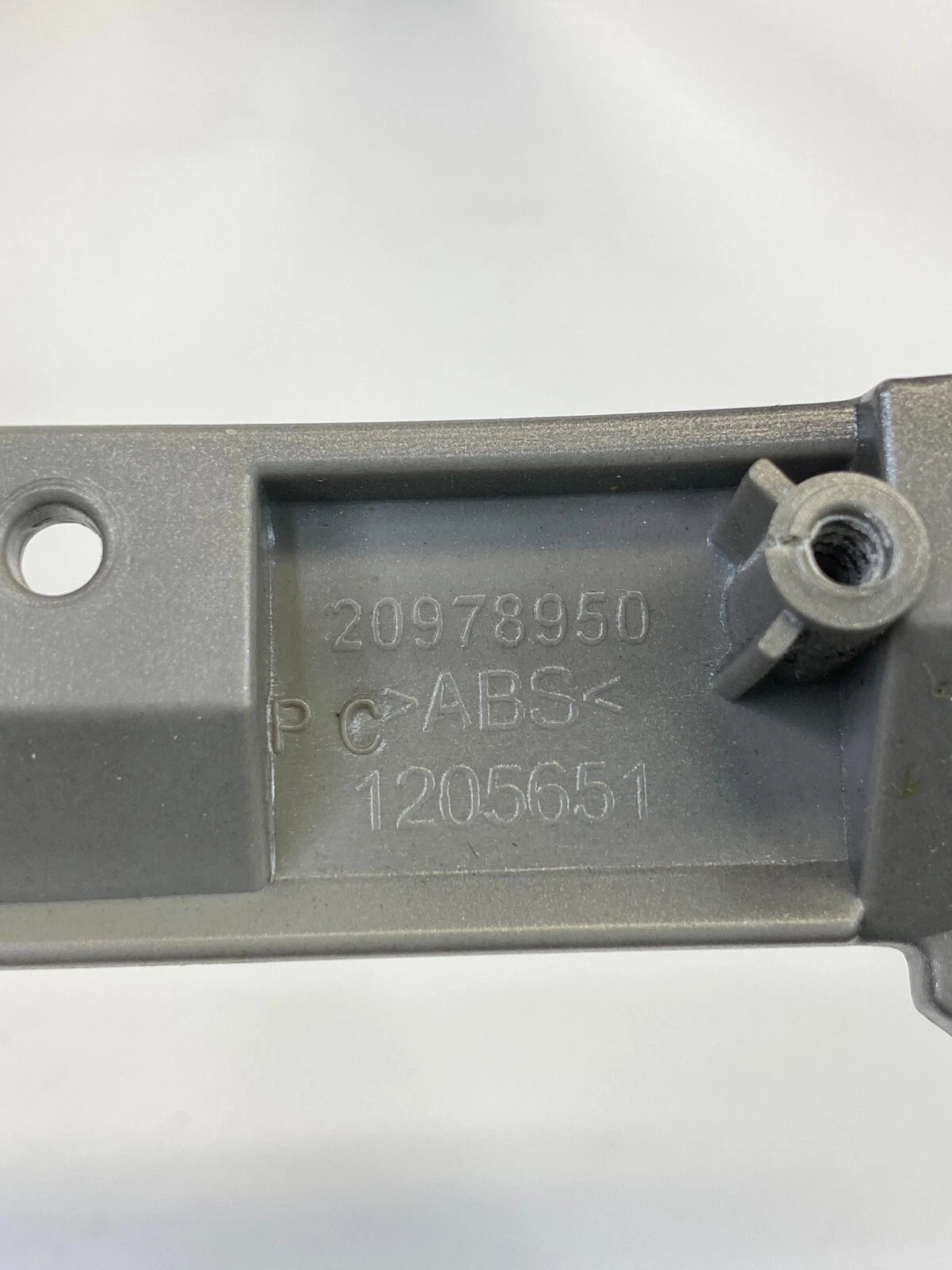 12-15 CHEVROLET CAPTIVA SPORT CONSOLE A/C CLIMATE CONTROL RADIO TRIM BEZEL OEM