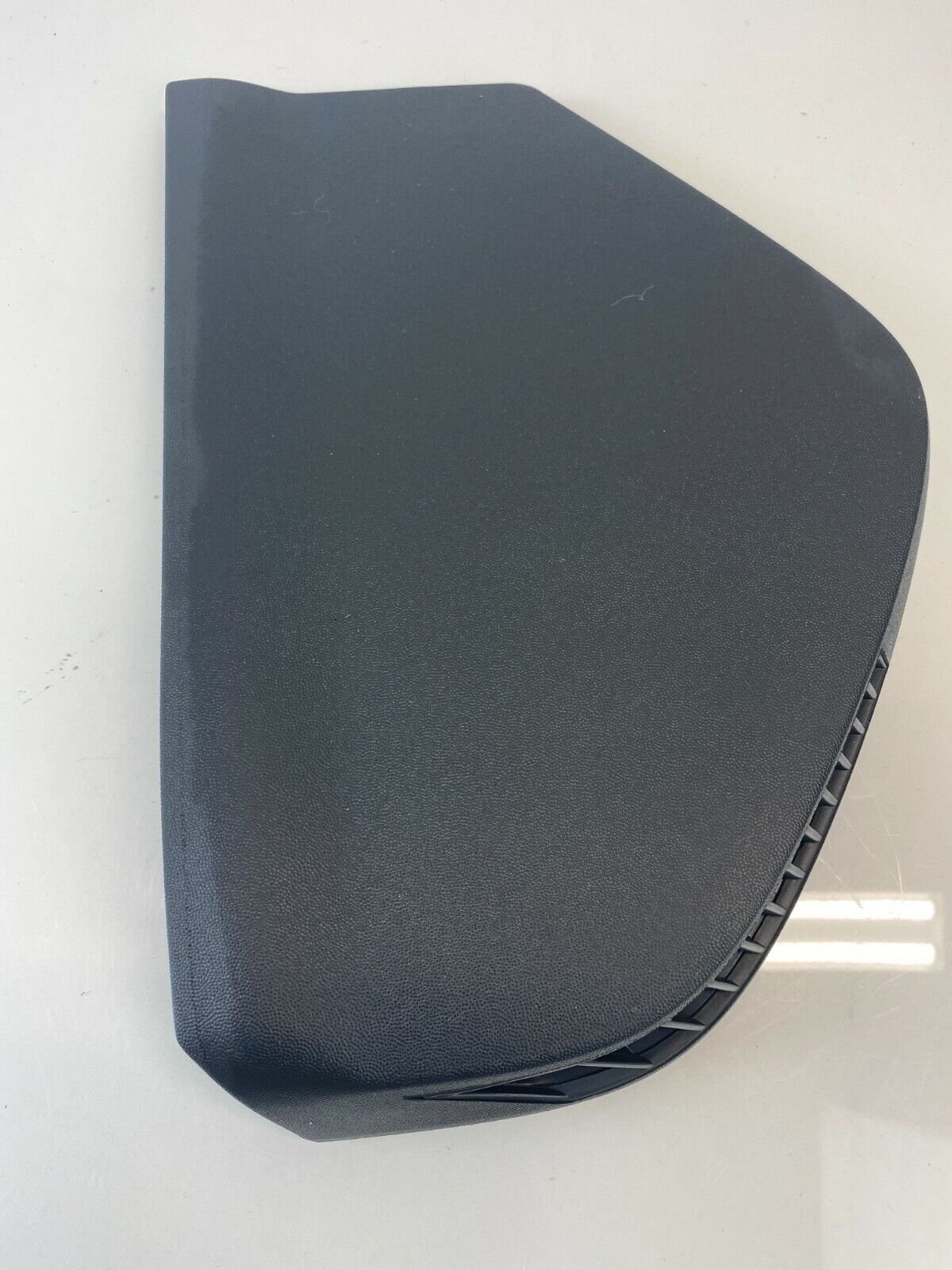 2003-2007 Cadillac CTS Dash Right Vent Duct Access Cover Panel RH 1220510257