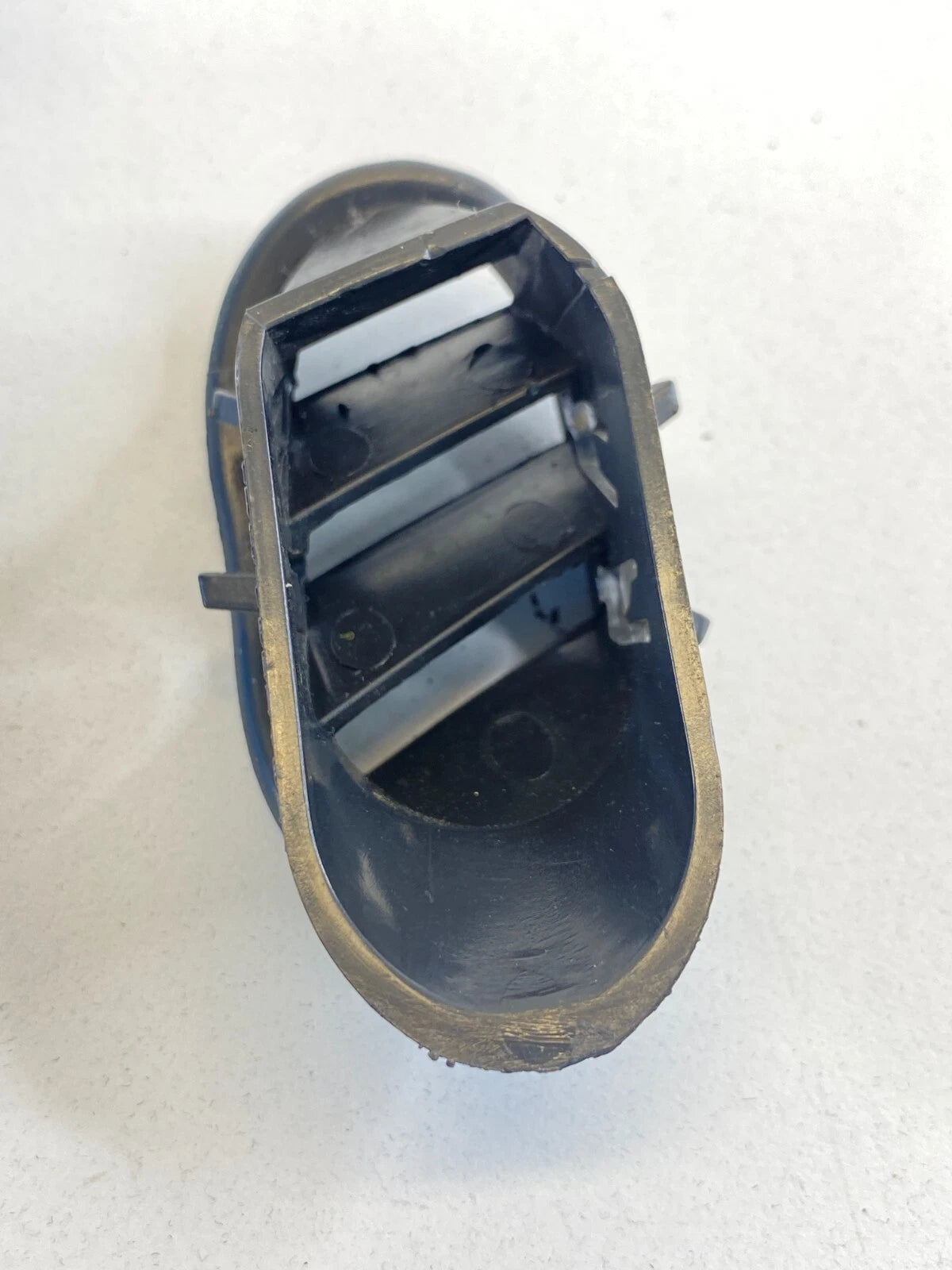 04-07 DODGE GRAND CARAVAN DASH RIGHT SIDE DEFROSTER AIR VENT GRILLE 0SJ3TRMAA