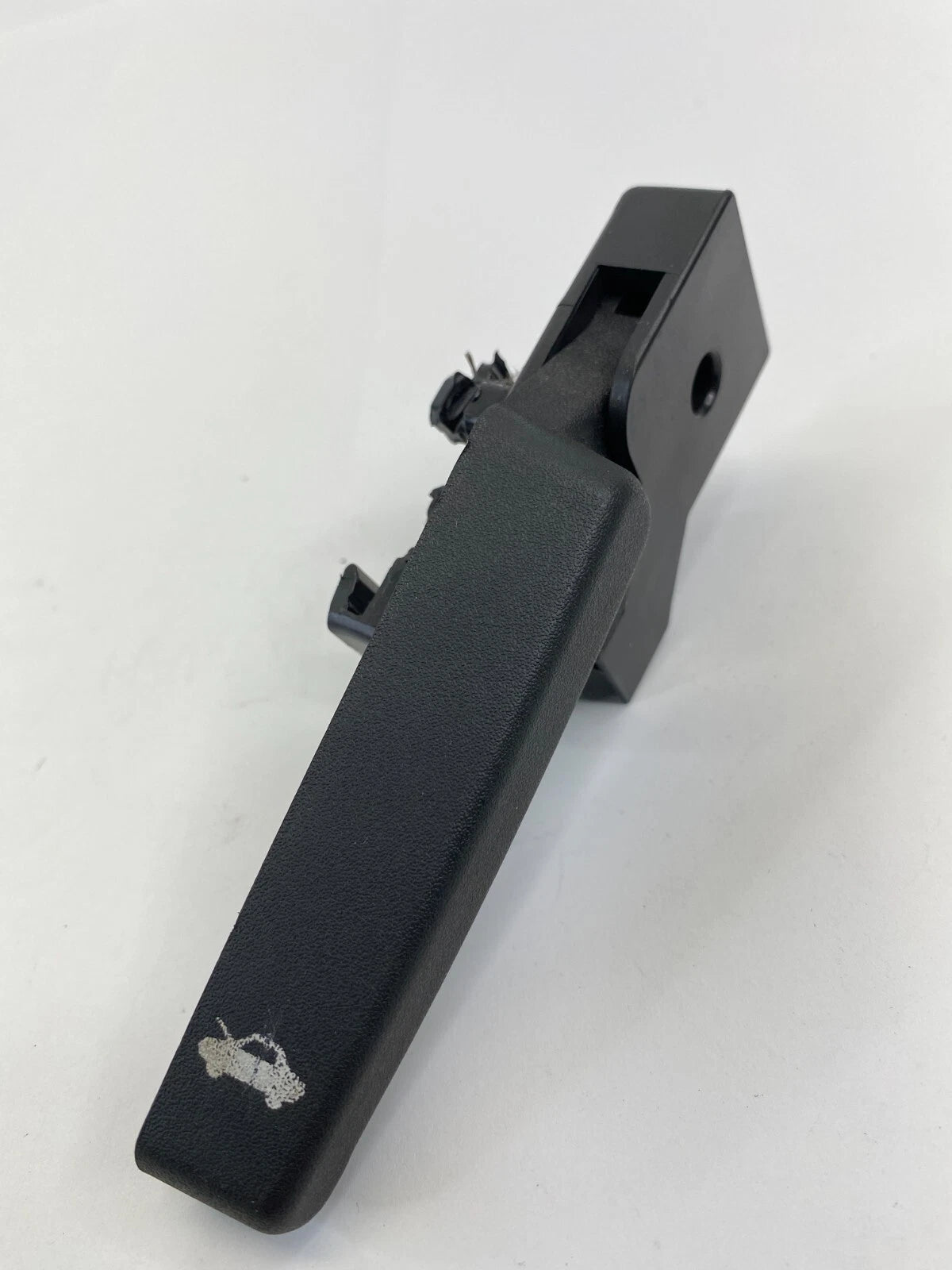 2011-2016 CHEVROLET CRUZE HOOD BONNET RELEASE HANDLE LEVER HOOD RELEASE HANDLE
