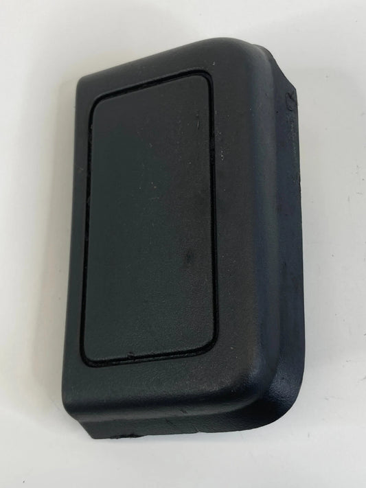 07-12 GMC ACADIA 09-12 TRAVERSE FRONT LEFT SEAT TRACK BOLT COVER TRIM 1193870