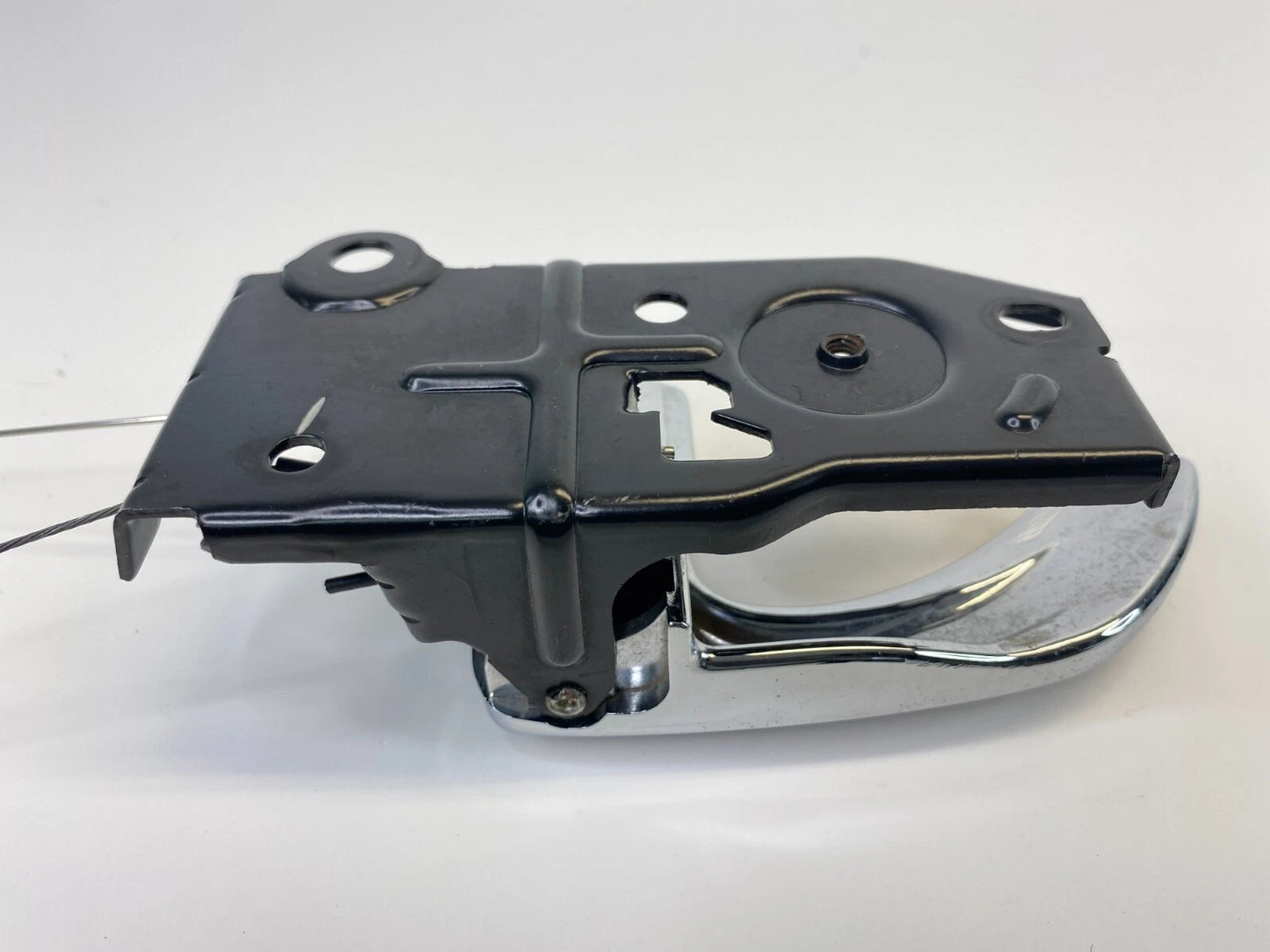 2002-2006 HYUNDAI SANTA FE REAR RIGHT SIDE INTERIOR DOOR HANDLE ASSEMBLY