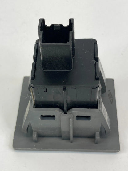 08-10 CHRYSLER TOWN & COUNTRY POWER INVERTER SWITCH WITH TRIM OEM L0110163A03