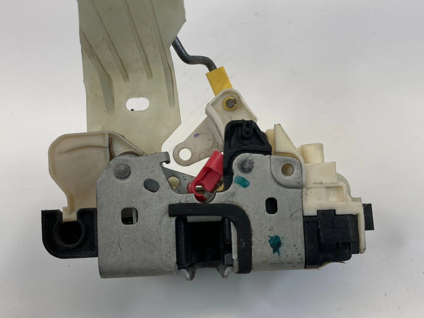 2010-2017 JEEP PATRIOT FRONT RIGHT SIDE DOOR LATCH LOCK ACTUATOR 04589422AG OEM